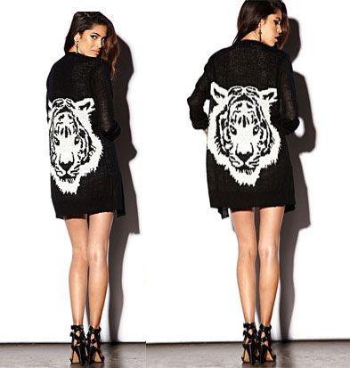 Cardigan Preta c/ Tigre